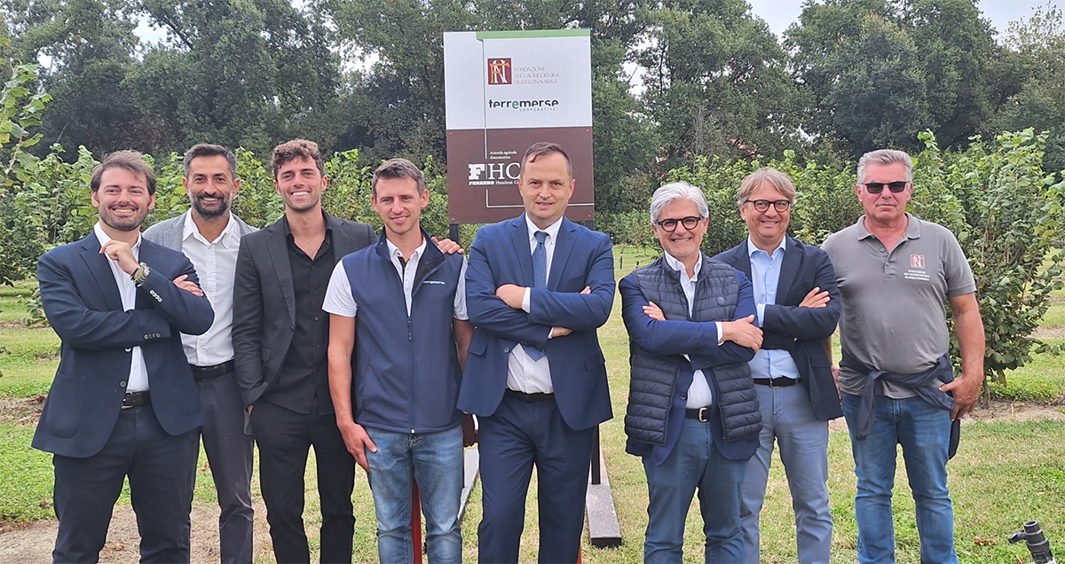 Referenti Ferrero HCo, Terremese (con al centro Ilenio Bastoni) e fondazione Navarra